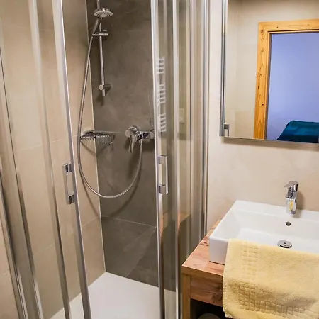 Klinglerhof Apartman *